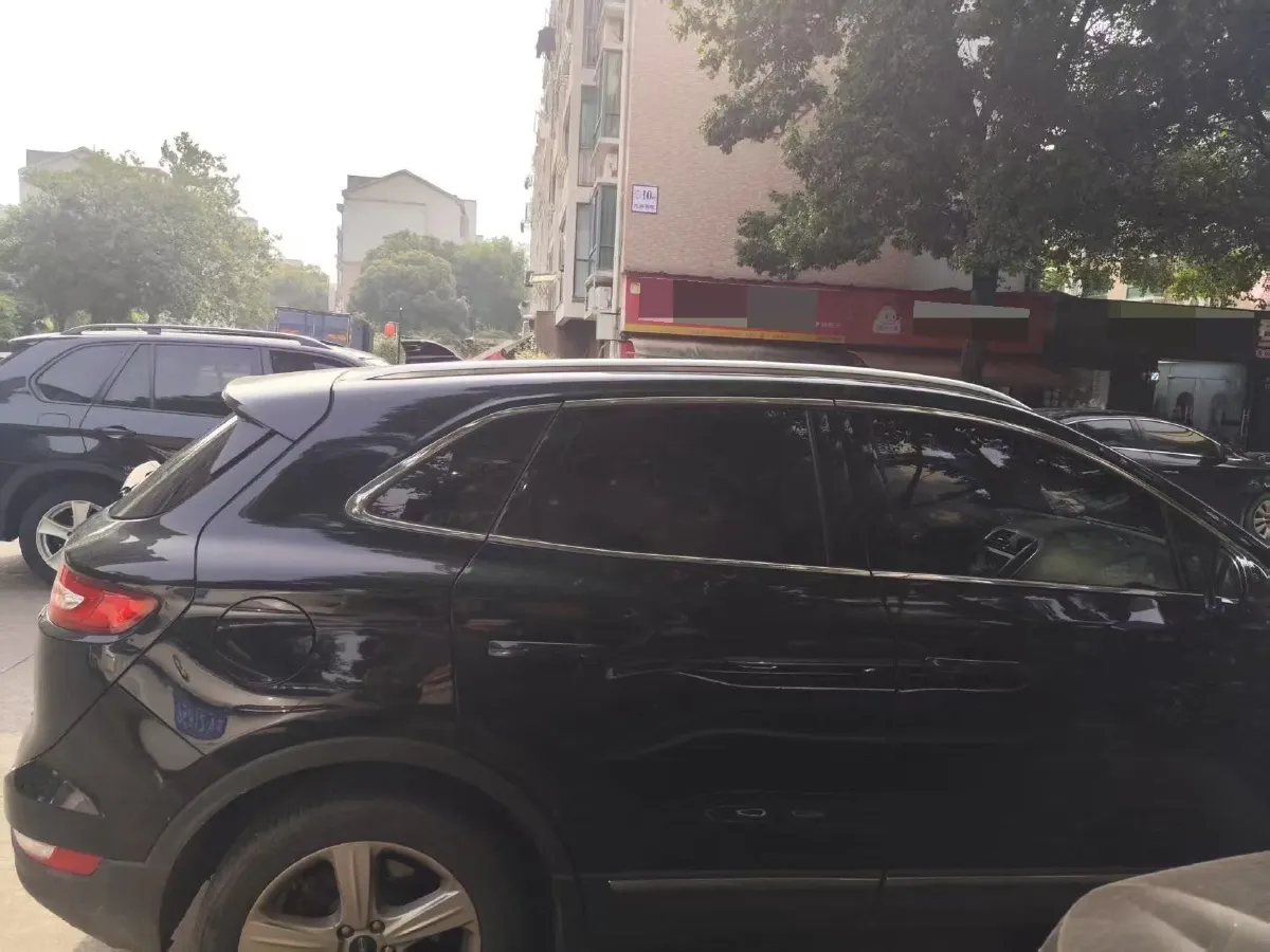 2018 Lincoln MKC 2.0T 203HP L4 6AT,autocango,china used car exporter,china ev exporter,chinese used car exporter,chinese used ev exporter