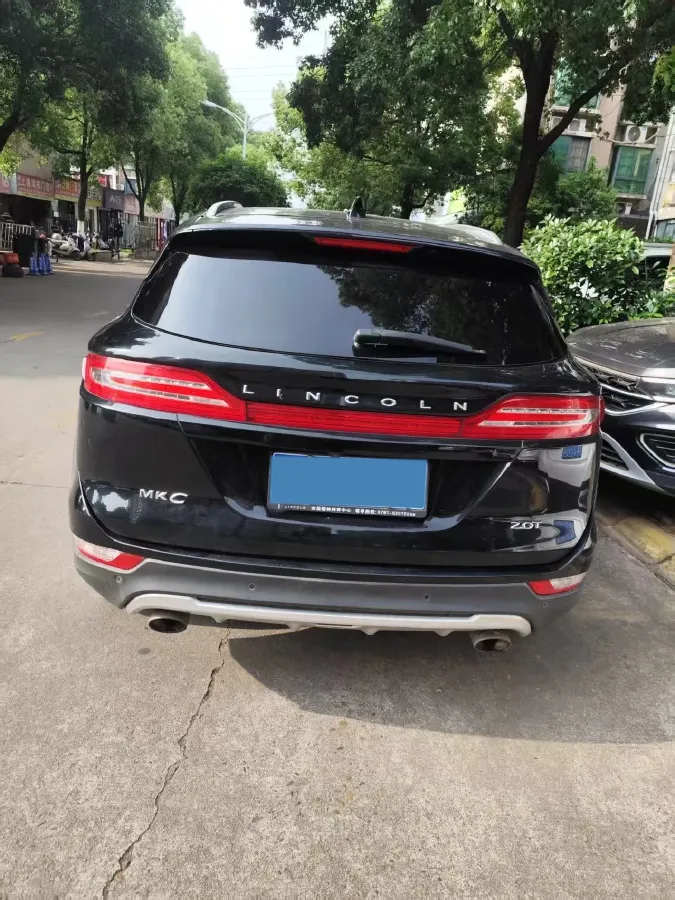 2018 Lincoln MKC 2.0T 203HP L4 6AT,autocango,china used car exporter,china ev exporter,chinese used car exporter,chinese used ev exporter