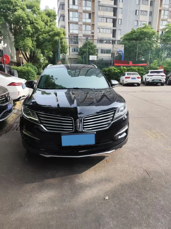 2018 Lincoln MKC 2.0T 203HP L4 6AT,autocango,china used car exporter,china ev exporter,chinese used car exporter,chinese used ev exporter