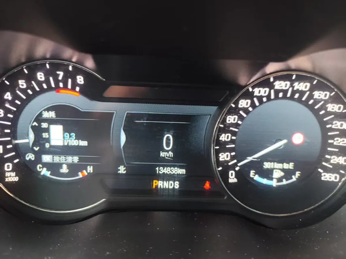 2018 Lincoln MKC 2.0T 203HP L4 6AT,autocango,china used car exporter,china ev exporter,chinese used car exporter,chinese used ev exporter