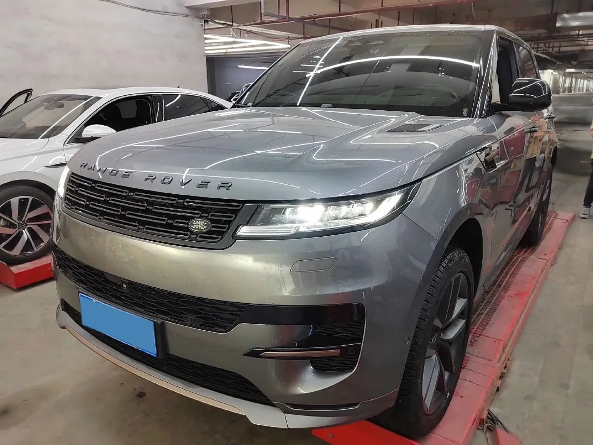 2024 Land Rover Range Rover Sport 3.0T 400HP L6 8AT,autocango,china used car exporter,china ev exporter,chinese used car exporter,chinese used ev exporter