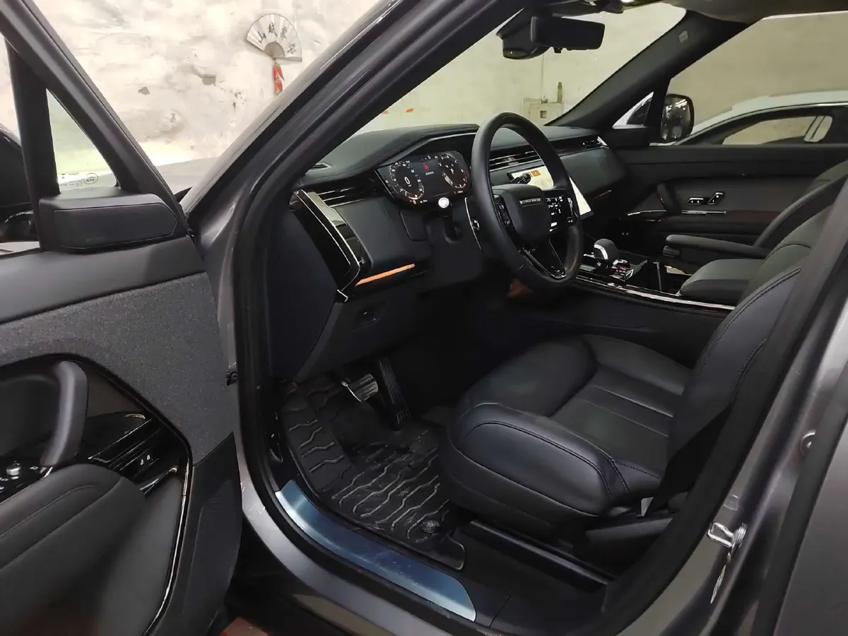 2024 Land Rover Range Rover Sport 3.0T 400HP L6 8AT,autocango,china used car exporter,china ev exporter,chinese used car exporter,chinese used ev exporter