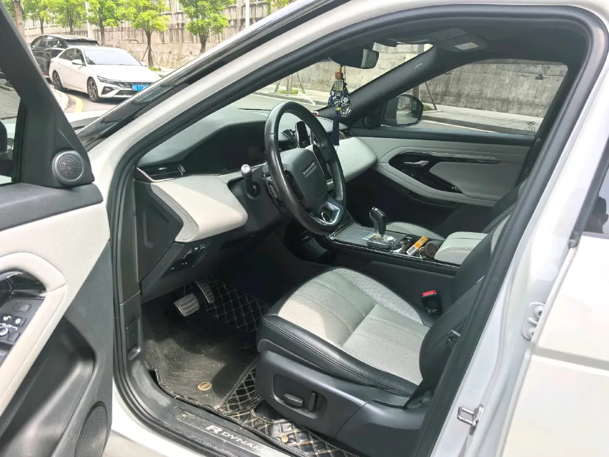 2020 Land Rover Range Rover Evoque 2.0T 249HP L4 9AT,autocango,china used car exporter,china ev exporter,chinese used car exporter,chinese used ev exporter