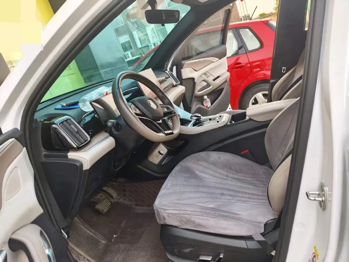 2024 BYD Song Pro 1.5L 110HP L4 E-CVT PHEV 12.9KWH,autocango,china used car exporter,china ev exporter,chinese used car exporter,chinese used ev exporter