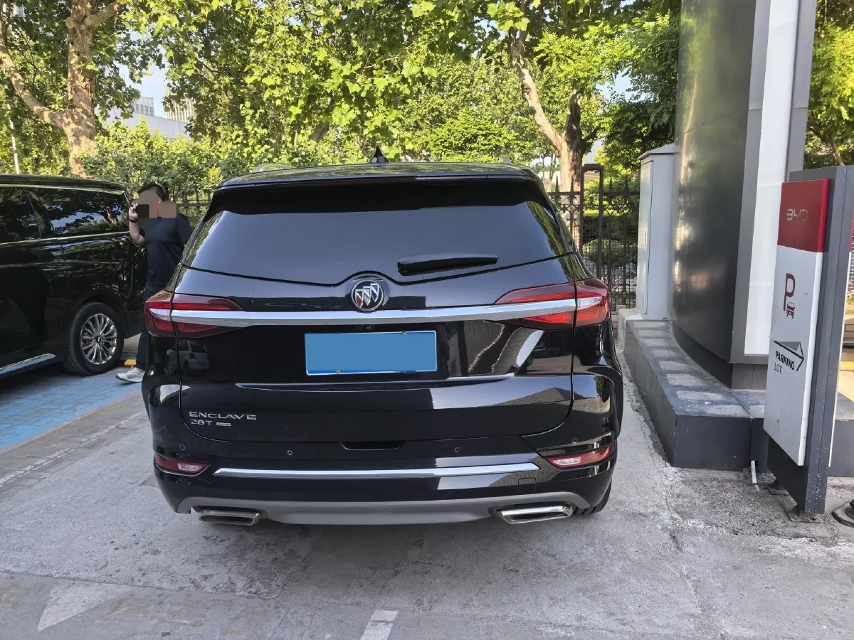 2020 Buick Enclave 2.0T 237HP L4 9AT,autocango,china used car exporter,china ev exporter,chinese used car exporter,chinese used ev exporter