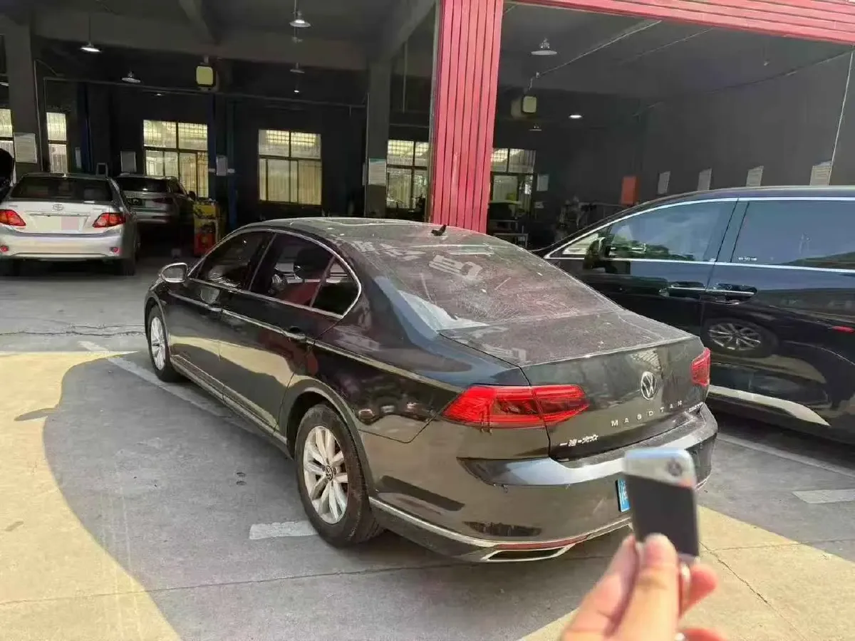 2024 Volkswagen Magotan 1.4T 150HP L4 7DCT,autocango,china used car exporter,china ev exporter,chinese used car exporter,chinese used ev exporter