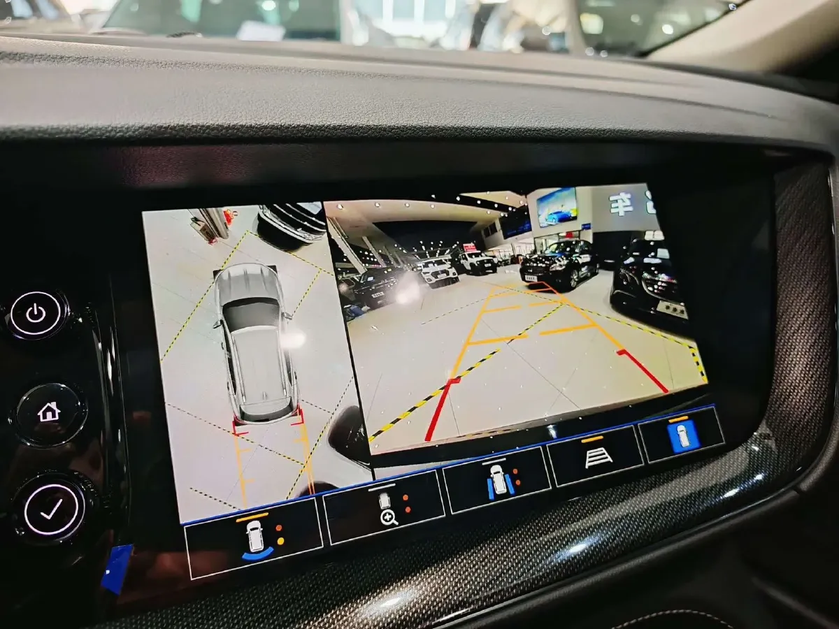 2023 Buick EnvisionPlus 2.0T 237HP L4 9AT,autocango,china used car exporter,china ev exporter,chinese used car exporter,chinese used ev exporter