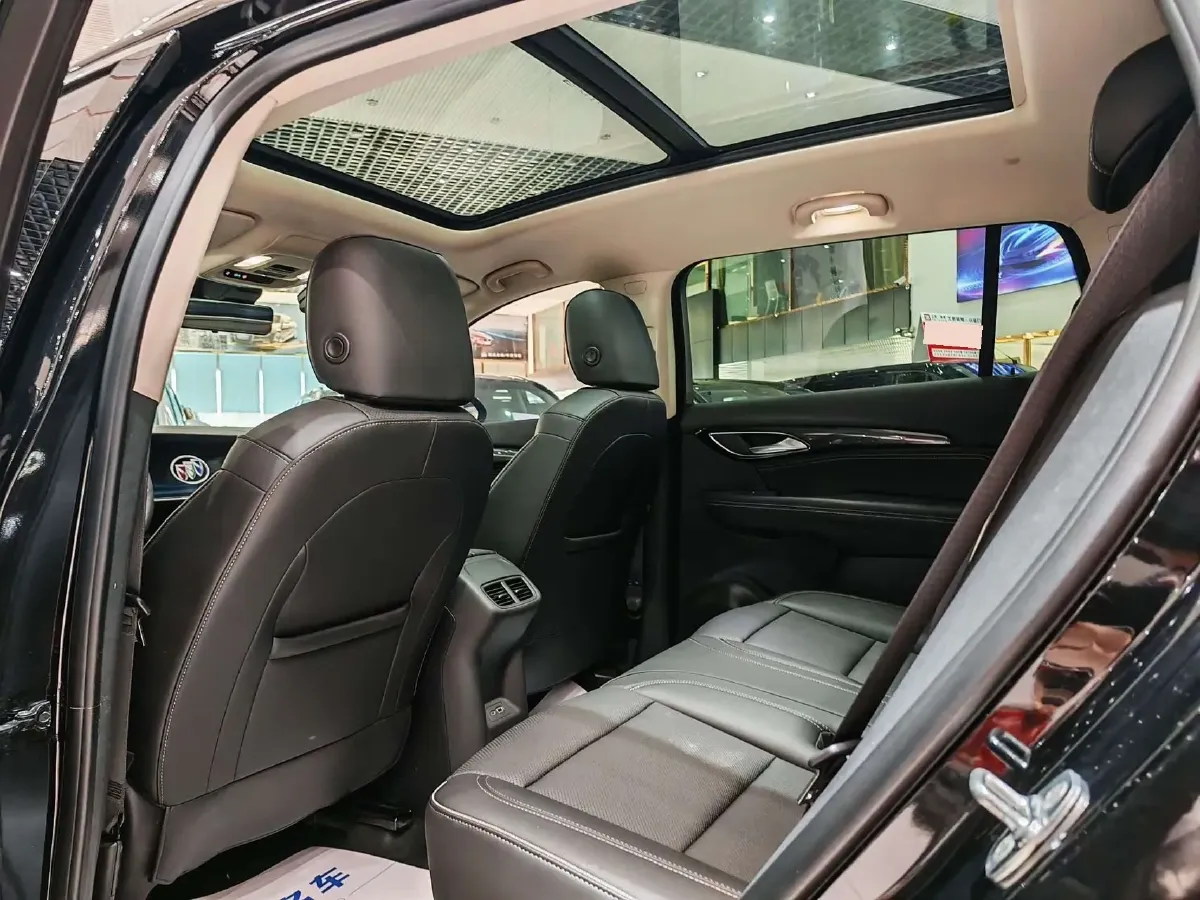 2023 Buick EnvisionPlus 2.0T 237HP L4 9AT,autocango,china used car exporter,china ev exporter,chinese used car exporter,chinese used ev exporter