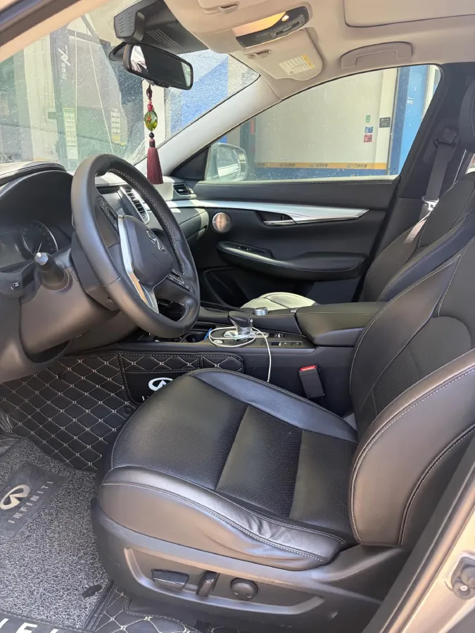 2018 Mitsubishi Pajero 3.0L 174HP V6 5AT,autocango,china used car exporter,china ev exporter,chinese used car exporter,chinese used ev exporter
