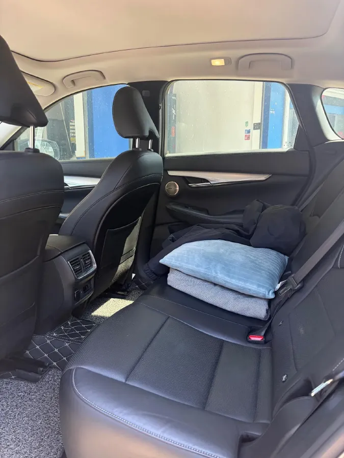 2018 Mitsubishi Pajero 3.0L 174HP V6 5AT,autocango,china used car exporter,china ev exporter,chinese used car exporter,chinese used ev exporter