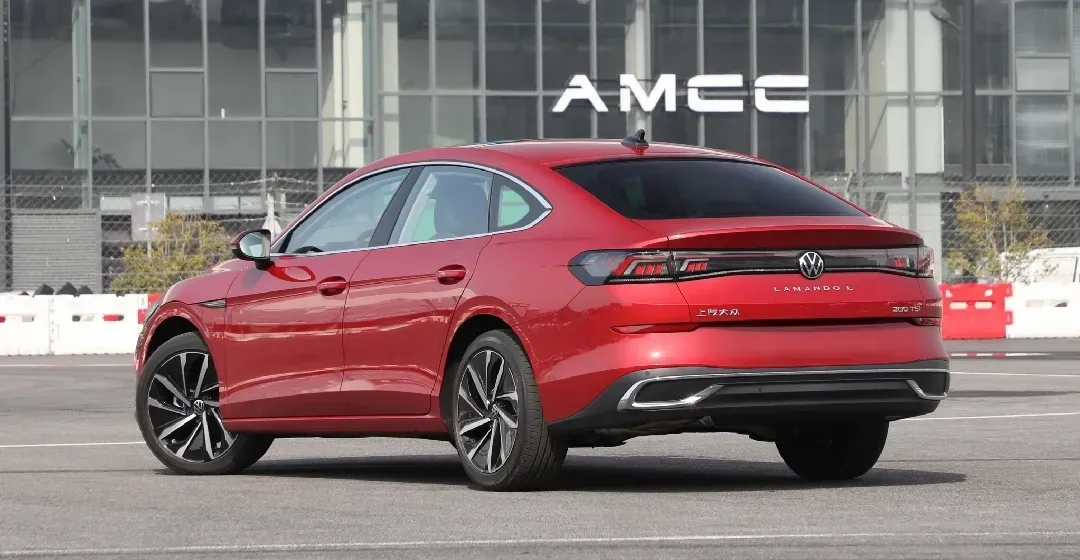 2022 Skoda Superb 2.0T 186HP L4 7DCT,autocango,china used car exporter,china ev exporter,chinese used car exporter,chinese used ev exporter
