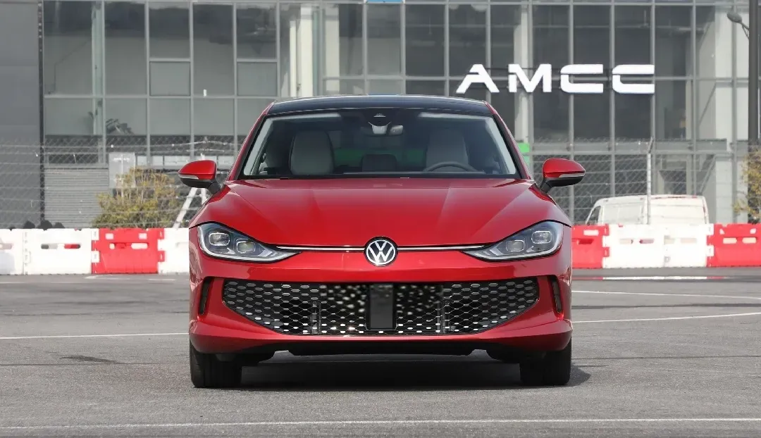 2022 Skoda Superb 2.0T 186HP L4 7DCT,autocango,china used car exporter,china ev exporter,chinese used car exporter,chinese used ev exporter