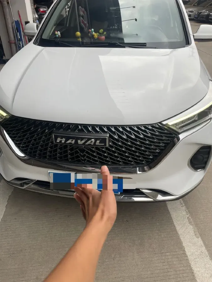 2021 Haval M6 1.5T 150HP L4 7DCT,autocango,china used car exporter,china ev exporter,chinese used car exporter,chinese used ev exporter