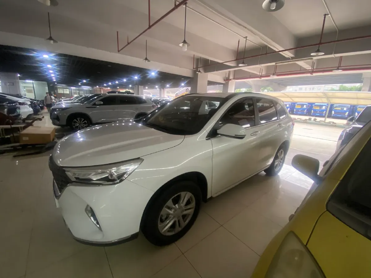 2021 Haval M6 1.5T 150HP L4 7DCT,autocango,china used car exporter,china ev exporter,chinese used car exporter,chinese used ev exporter