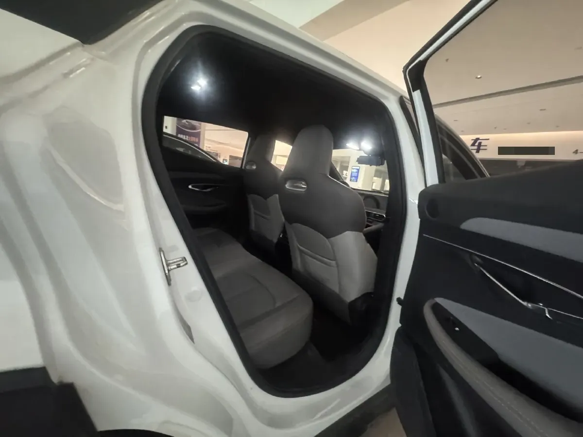 2022 ChangAn UNI-T 1.5T 188HP L4 7DCT,autocango,china used car exporter,china ev exporter,chinese used car exporter,chinese used ev exporter