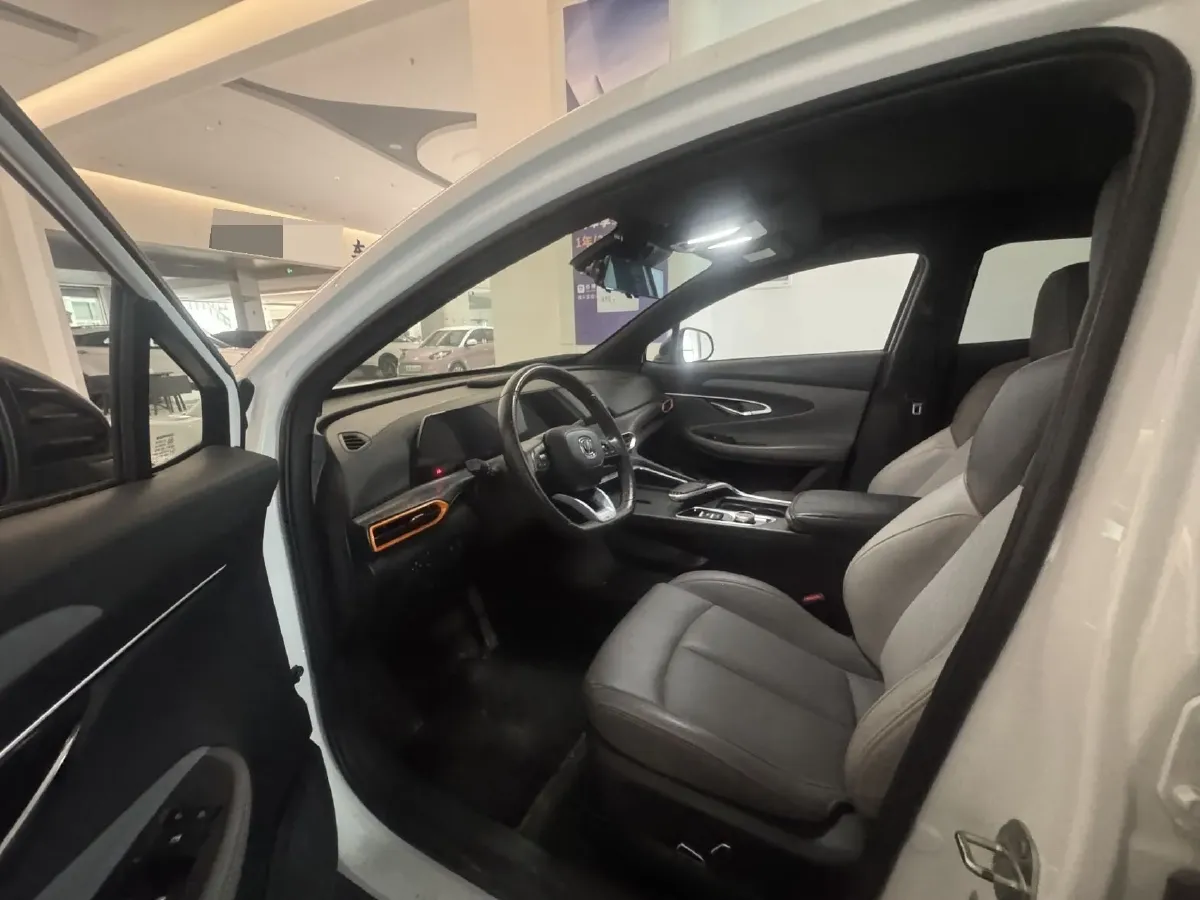 2022 ChangAn UNI-T 1.5T 188HP L4 7DCT,autocango,china used car exporter,china ev exporter,chinese used car exporter,chinese used ev exporter