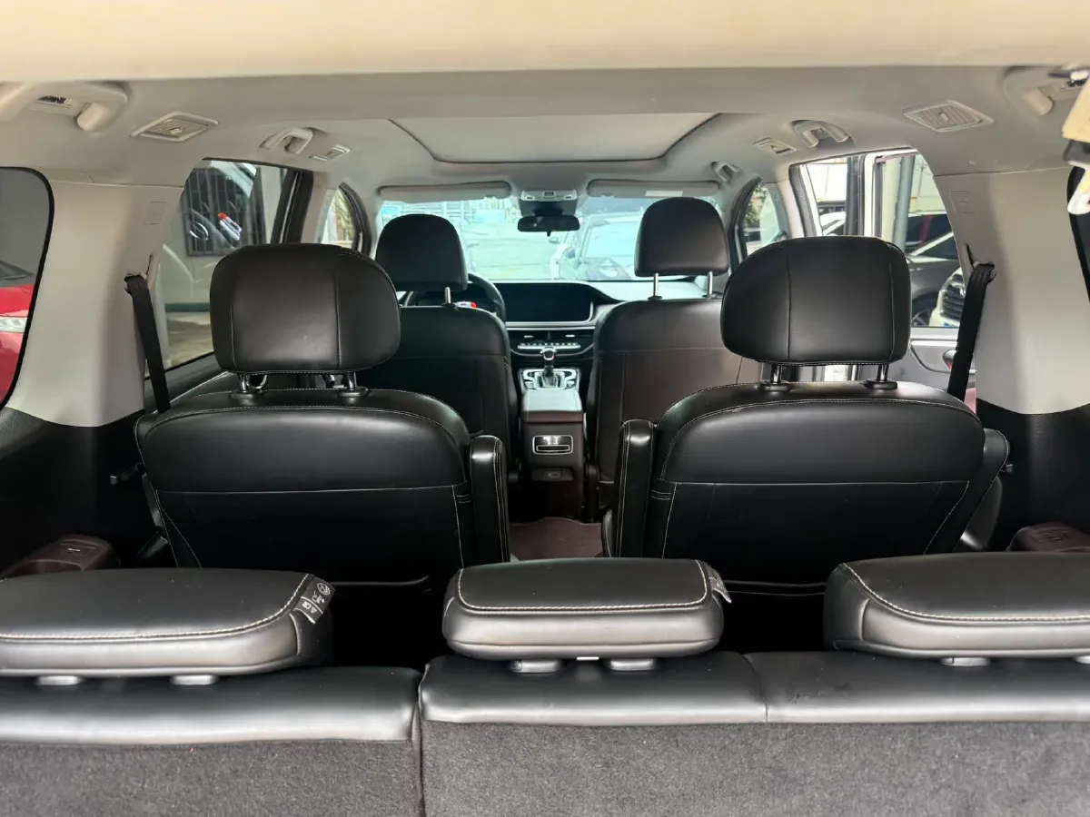 2021 GAC Trumpchi M6 1.5T 169HP L4 7DCT,autocango,china used car exporter,china ev exporter,chinese used car exporter,chinese used ev exporter