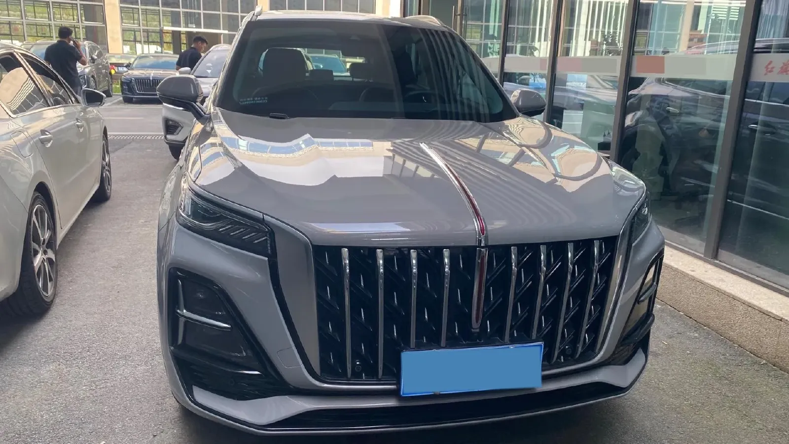 2023 HongQi HS5 2.0T 252HP L4 8AT,autocango,china used car exporter,china ev exporter,chinese used car exporter,chinese used ev exporter