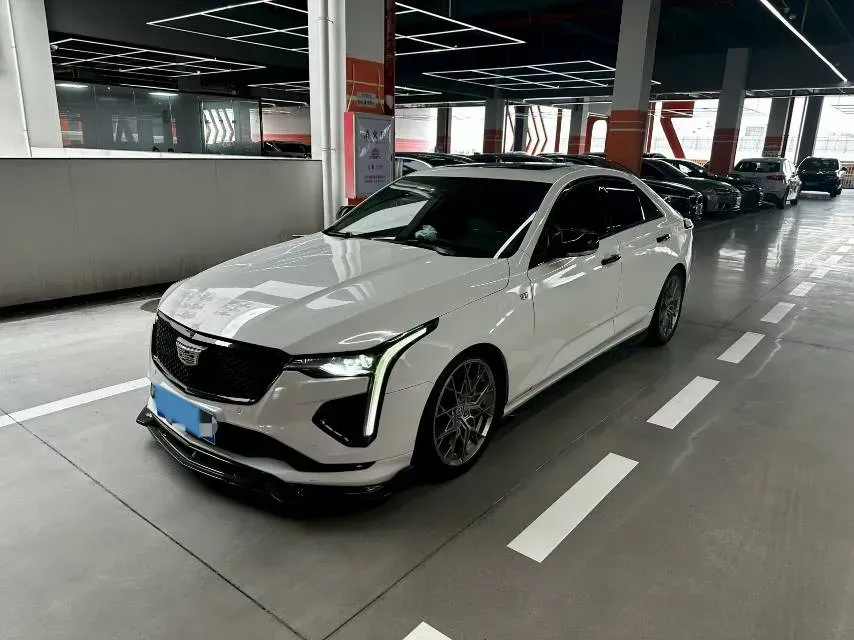 2021 Cadillac CT4 2.0T 237HP L4 8AT,autocango,china used car exporter,china ev exporter,chinese used car exporter,chinese used ev exporter