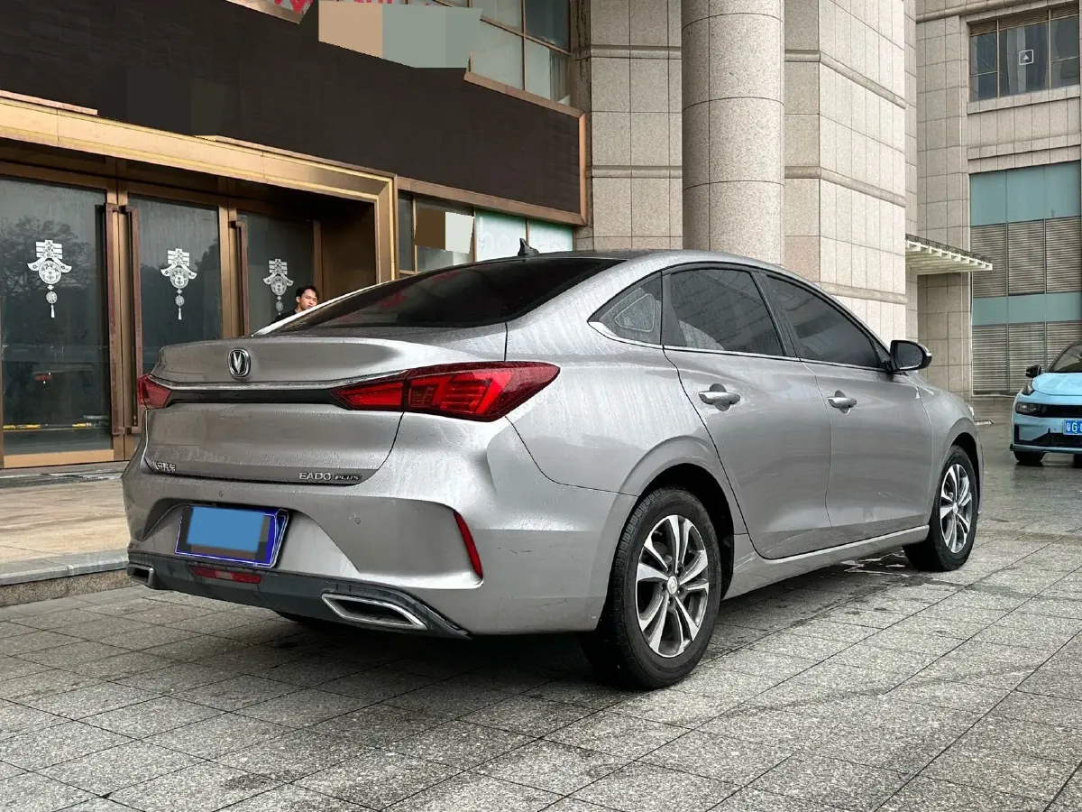 2020 ChangAn Eado 1.6L 128HP L4 5MT,autocango,china used car exporter,china ev exporter,chinese used car exporter,chinese used ev exporter