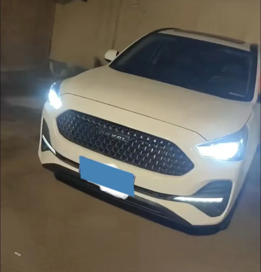 2019 Haval M6 1.5T 150HP L4 7DCT,autocango,china used car exporter,china ev exporter,chinese used car exporter,chinese used ev exporter