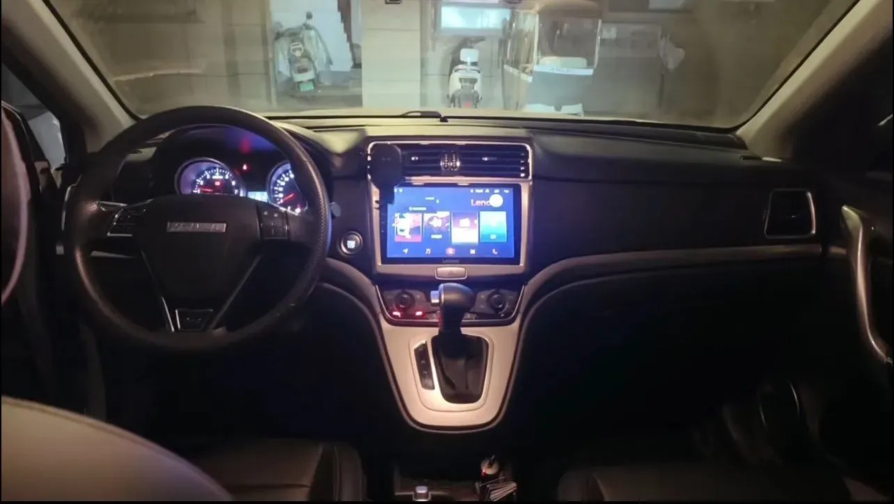 2019 Haval M6 1.5T 150HP L4 7DCT,autocango,china used car exporter,china ev exporter,chinese used car exporter,chinese used ev exporter