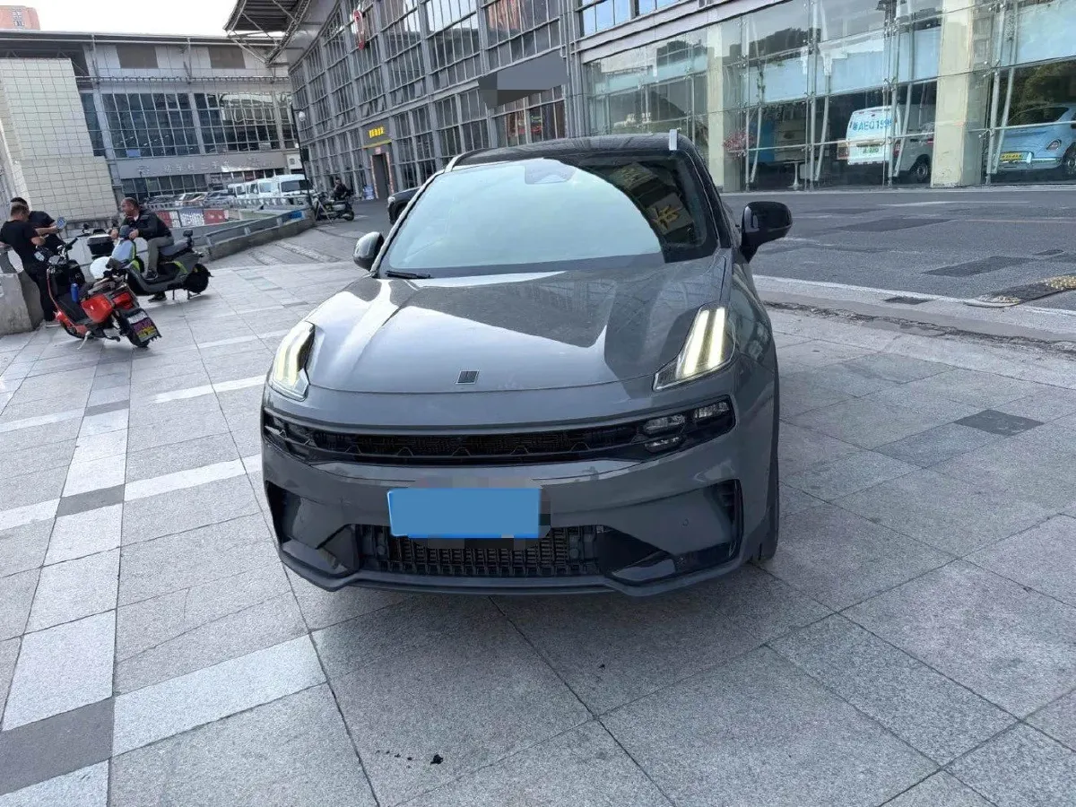 2023 LYNK&CO 06 1.5T 181HP L4 7DCT,autocango,china used car exporter,china ev exporter,chinese used car exporter,chinese used ev exporter