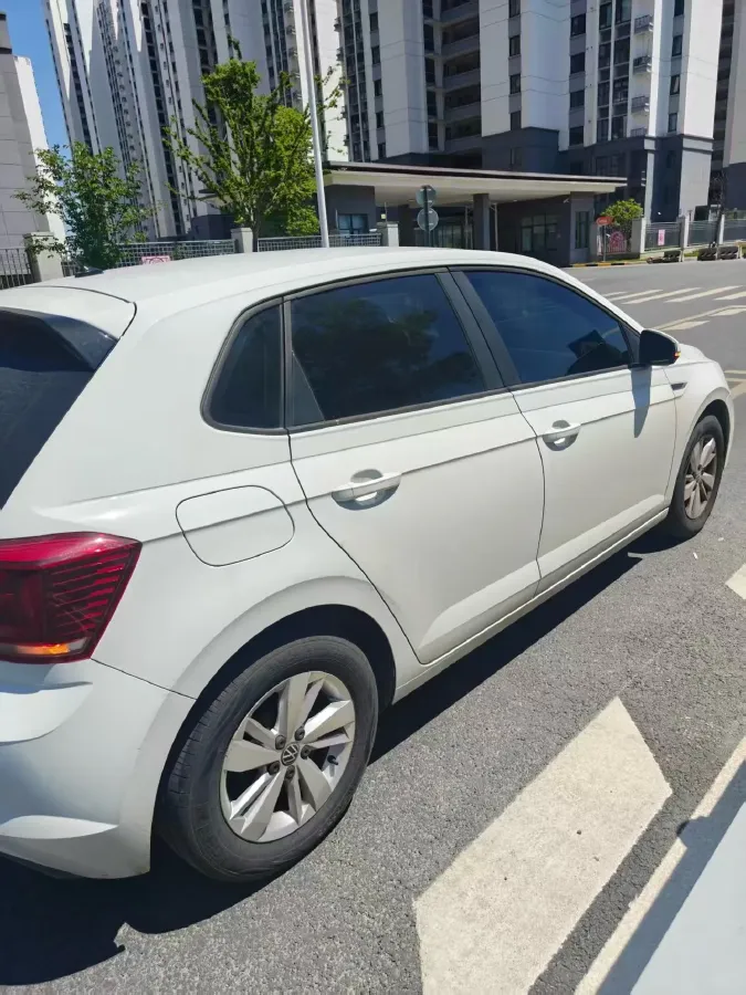 2023 Volkswagen Polo 1.5L 110HP L4 6AT,autocango,china used car exporter,china ev exporter,chinese used car exporter,chinese used ev exporter