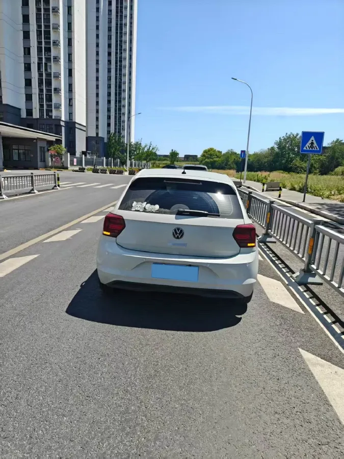 2023 Volkswagen Polo 1.5L 110HP L4 6AT,autocango,china used car exporter,china ev exporter,chinese used car exporter,chinese used ev exporter