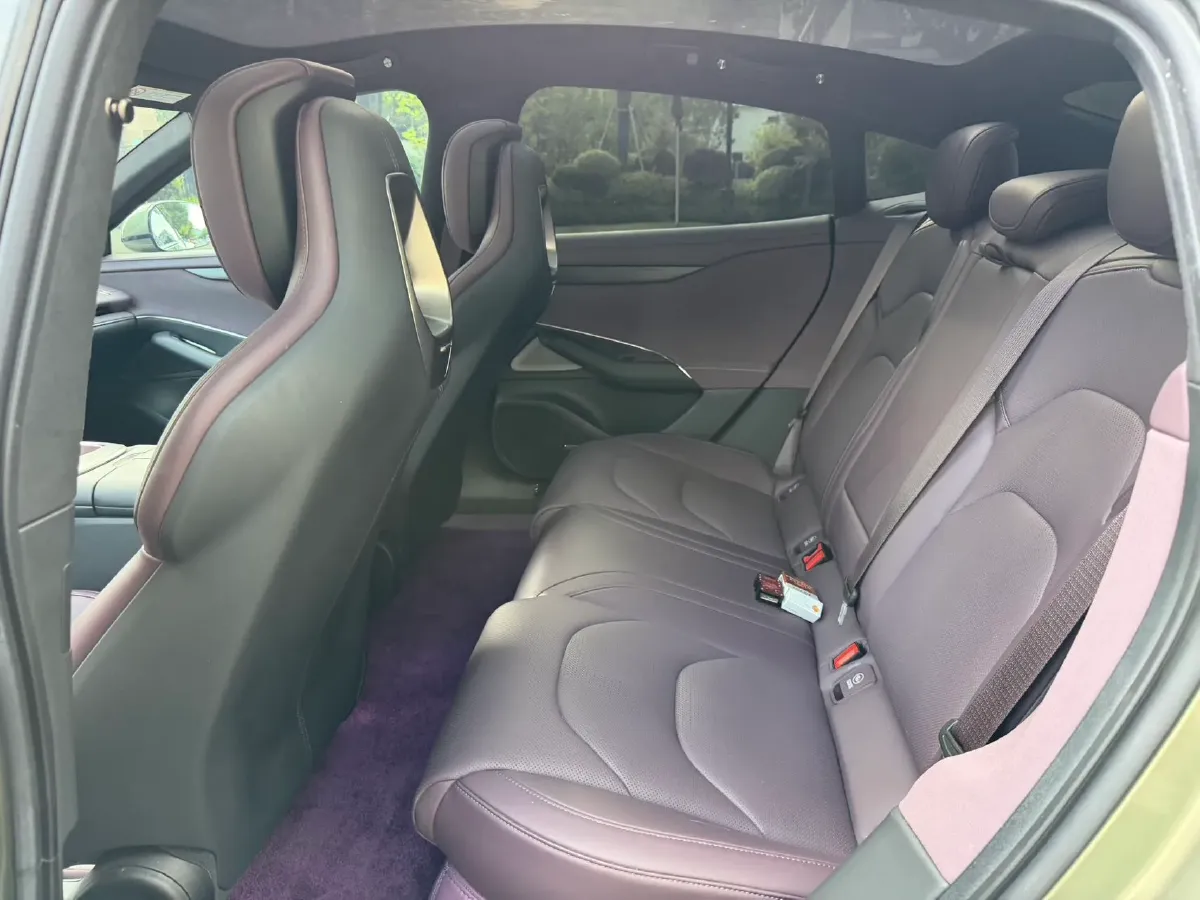2024 MI SU7 BEV 101KWH,autocango,china used car exporter,china ev exporter,chinese used car exporter,chinese used ev exporter