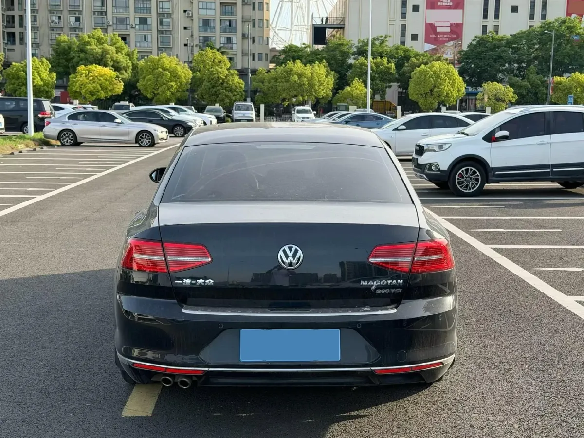 2017 Volkswagen Magotan 1.4T 150HP L4 7DCT,autocango,china used car exporter,china ev exporter,chinese used car exporter,chinese used ev exporter