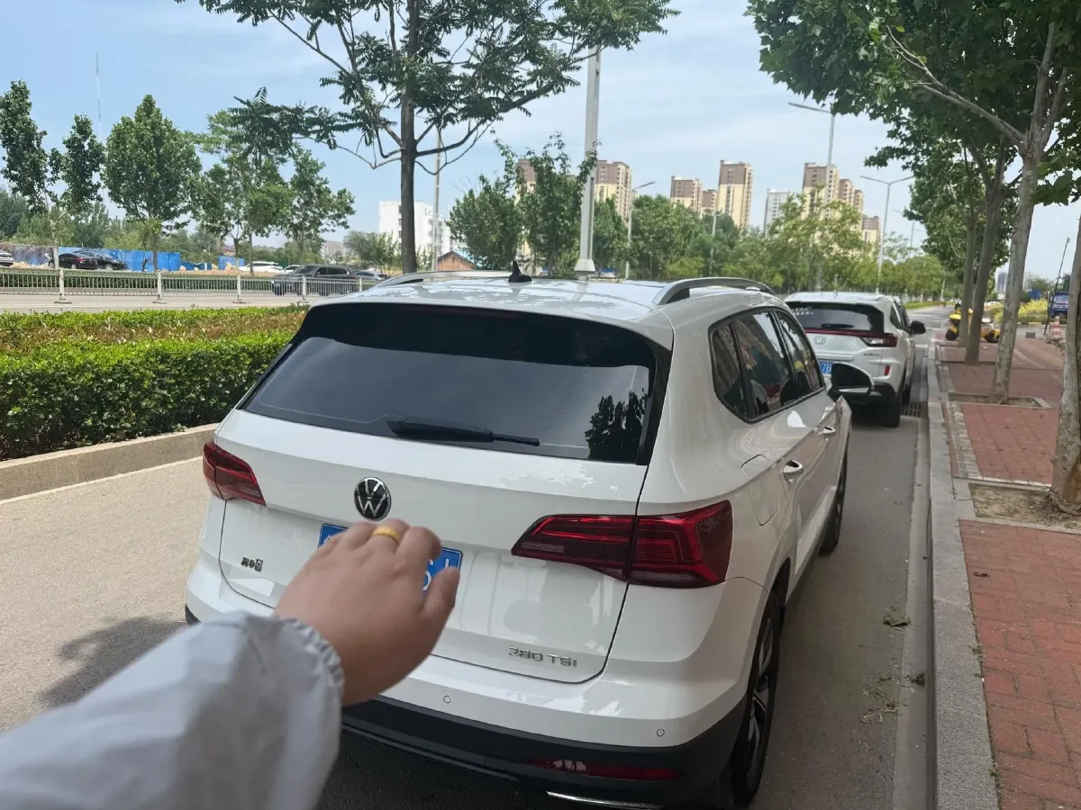 2022 Ford Transit 2.0T 202HP L4 6AT,autocango,china used car exporter,china ev exporter,chinese used car exporter,chinese used ev exporter