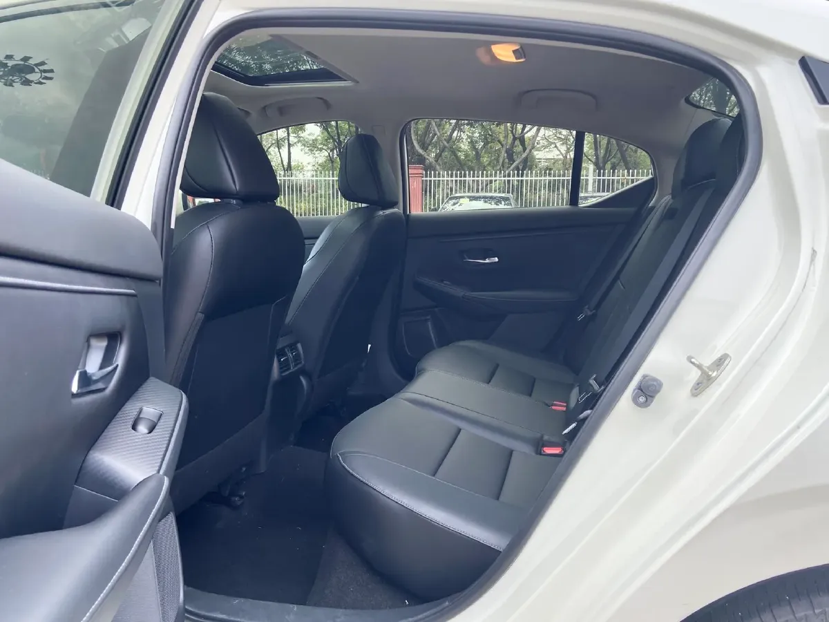 2022 Nissan Sylphy 1.6L 135HP L4 CVT,autocango,china used car exporter,china ev exporter,chinese used car exporter,chinese used ev exporter