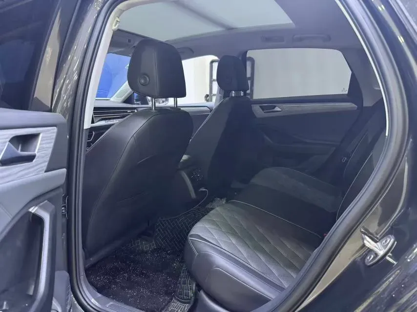 2025 Volkswagen Sagitar 1.5T 160HP L4 7DCT,autocango,china used car exporter,china ev exporter,chinese used car exporter,chinese used ev exporter