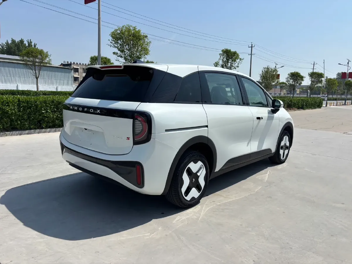 2024 ARCFOX KAOLA S BEV 58.8KWH,autocango,china used car exporter,china ev exporter,chinese used car exporter,chinese used ev exporter