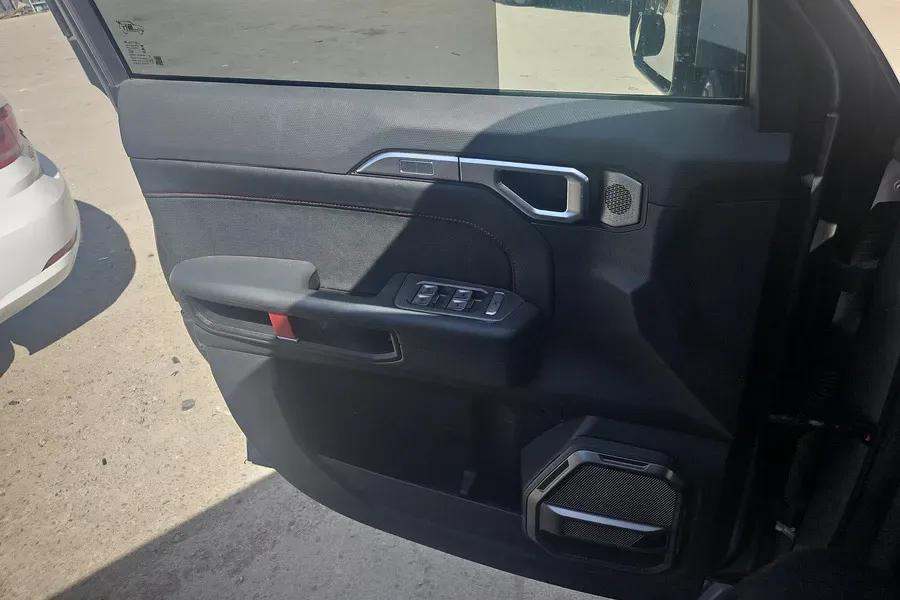 2024 Jetour ShanHai TravellerC-DM 1.5T 156HP L4 3DHT PHEV 43.24KWH,autocango,china used car exporter,china ev exporter,chinese used car exporter,chinese used ev exporter