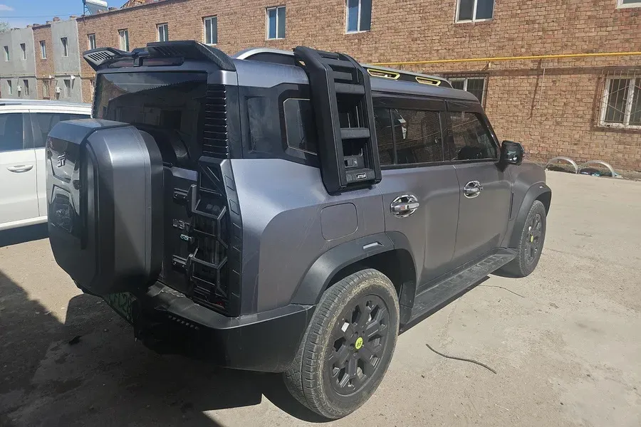 2024 Jetour ShanHai TravellerC-DM 1.5T 156HP L4 3DHT PHEV 43.24KWH,autocango,china used car exporter,china ev exporter,chinese used car exporter,chinese used ev exporter