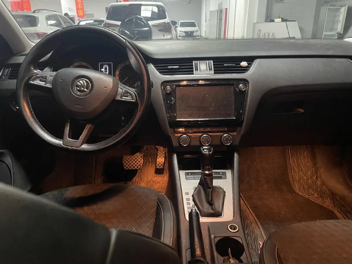 2018 Skoda Octavia 1.6L 110HP L4 6AT,autocango,china used car exporter,china ev exporter,chinese used car exporter,chinese used ev exporter