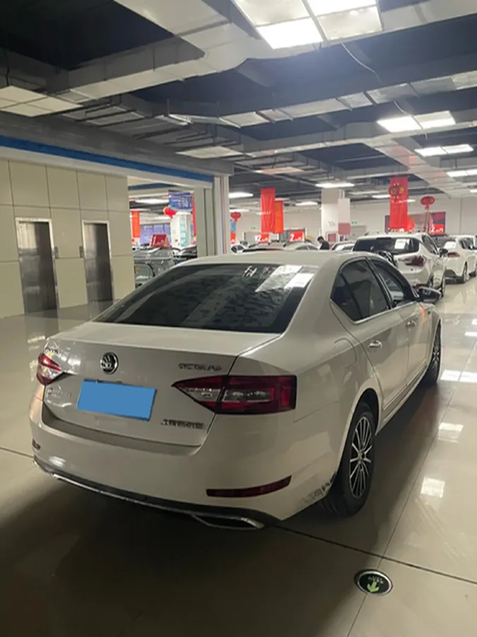 2018 Skoda Octavia 1.6L 110HP L4 6AT,autocango,china used car exporter,china ev exporter,chinese used car exporter,chinese used ev exporter