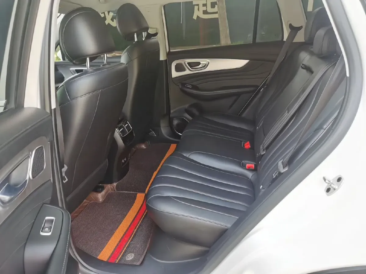 2019 Roewe RX5 MAX 1.5T 173HP L4 6AT,autocango,china used car exporter,china ev exporter,chinese used car exporter,chinese used ev exporter
