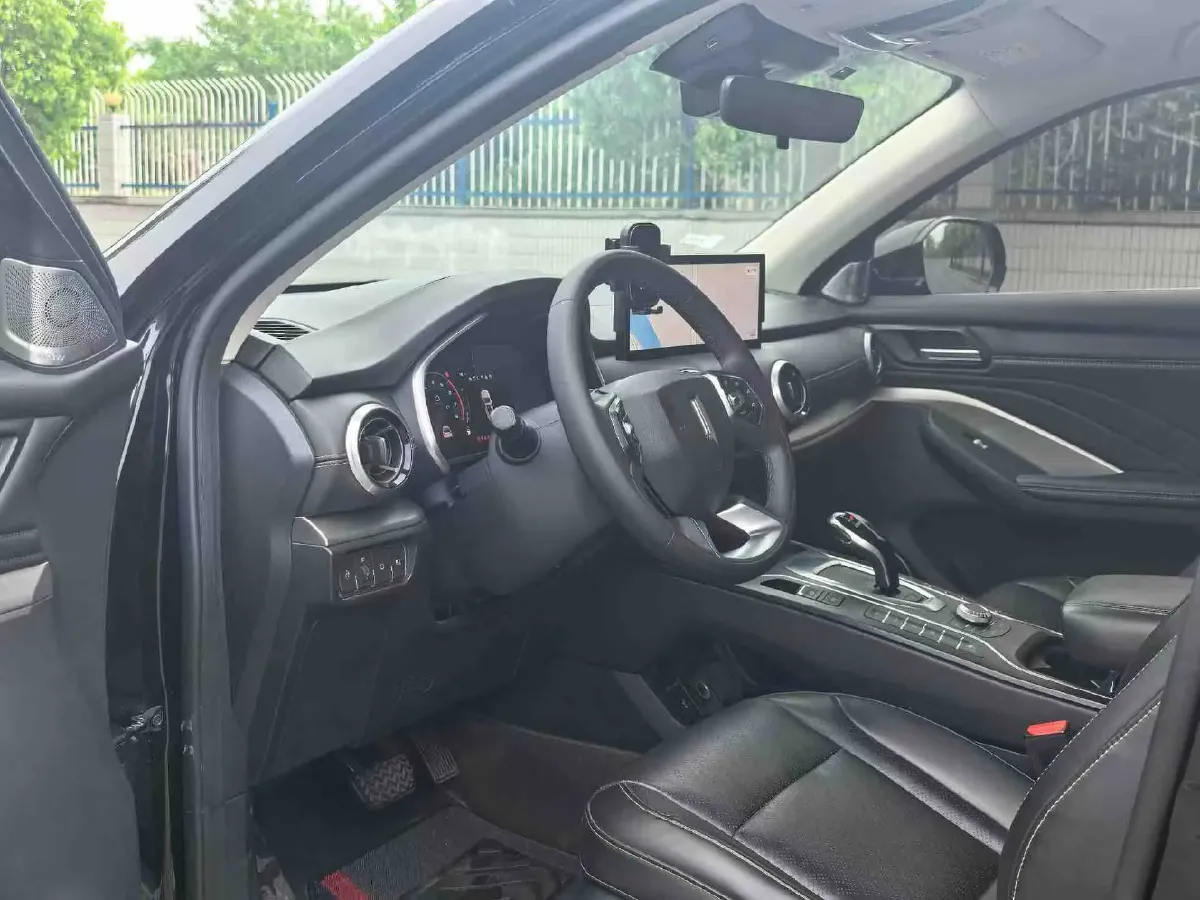 2021 WEY VV6 2.0T 227HP L4 7DCT,autocango,china used car exporter,china ev exporter,chinese used car exporter,chinese used ev exporter