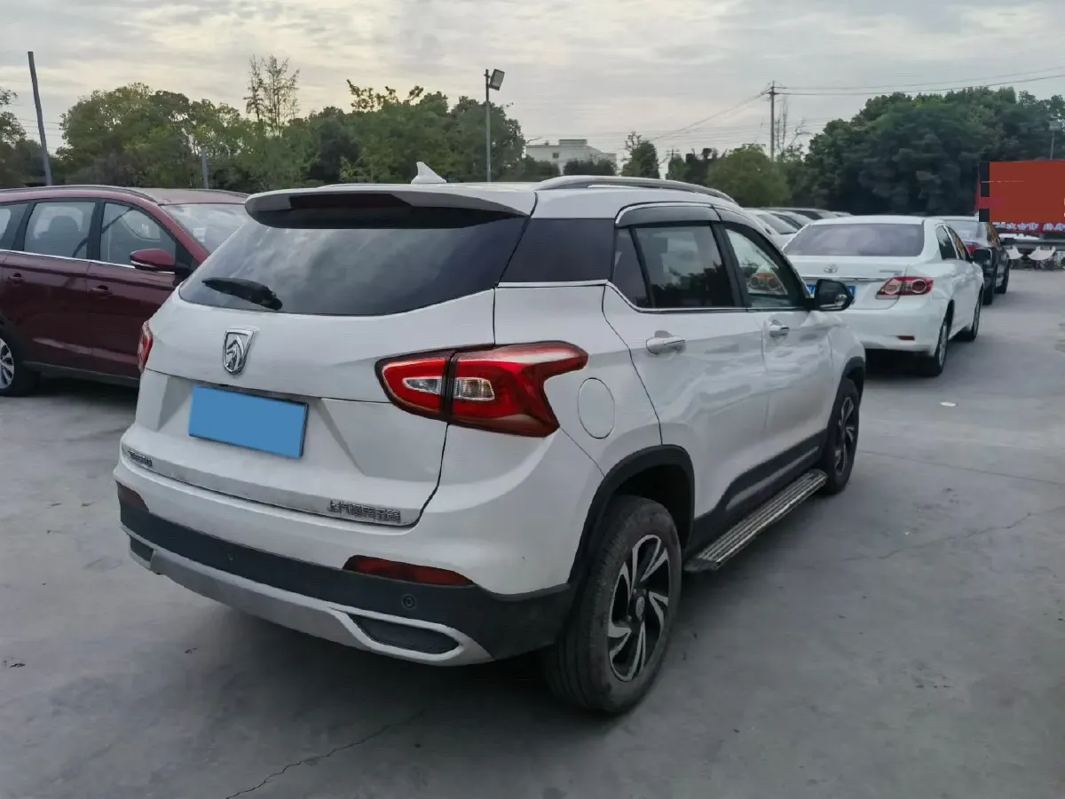 2017 BaoJun 510 1.5L 112HP L4 6MT,autocango,china used car exporter,china ev exporter,chinese used car exporter,chinese used ev exporter