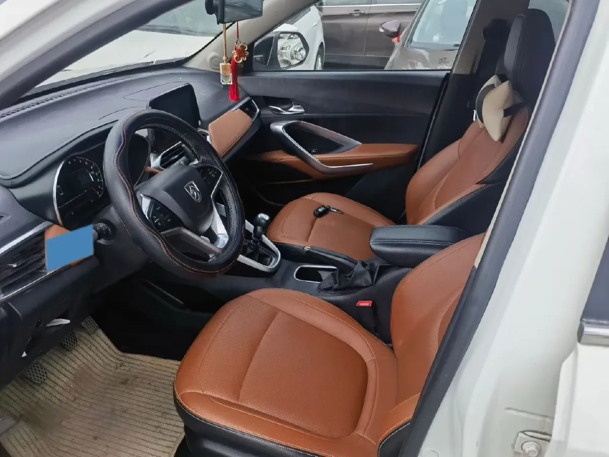 2017 BaoJun 510 1.5L 112HP L4 6MT,autocango,china used car exporter,china ev exporter,chinese used car exporter,chinese used ev exporter