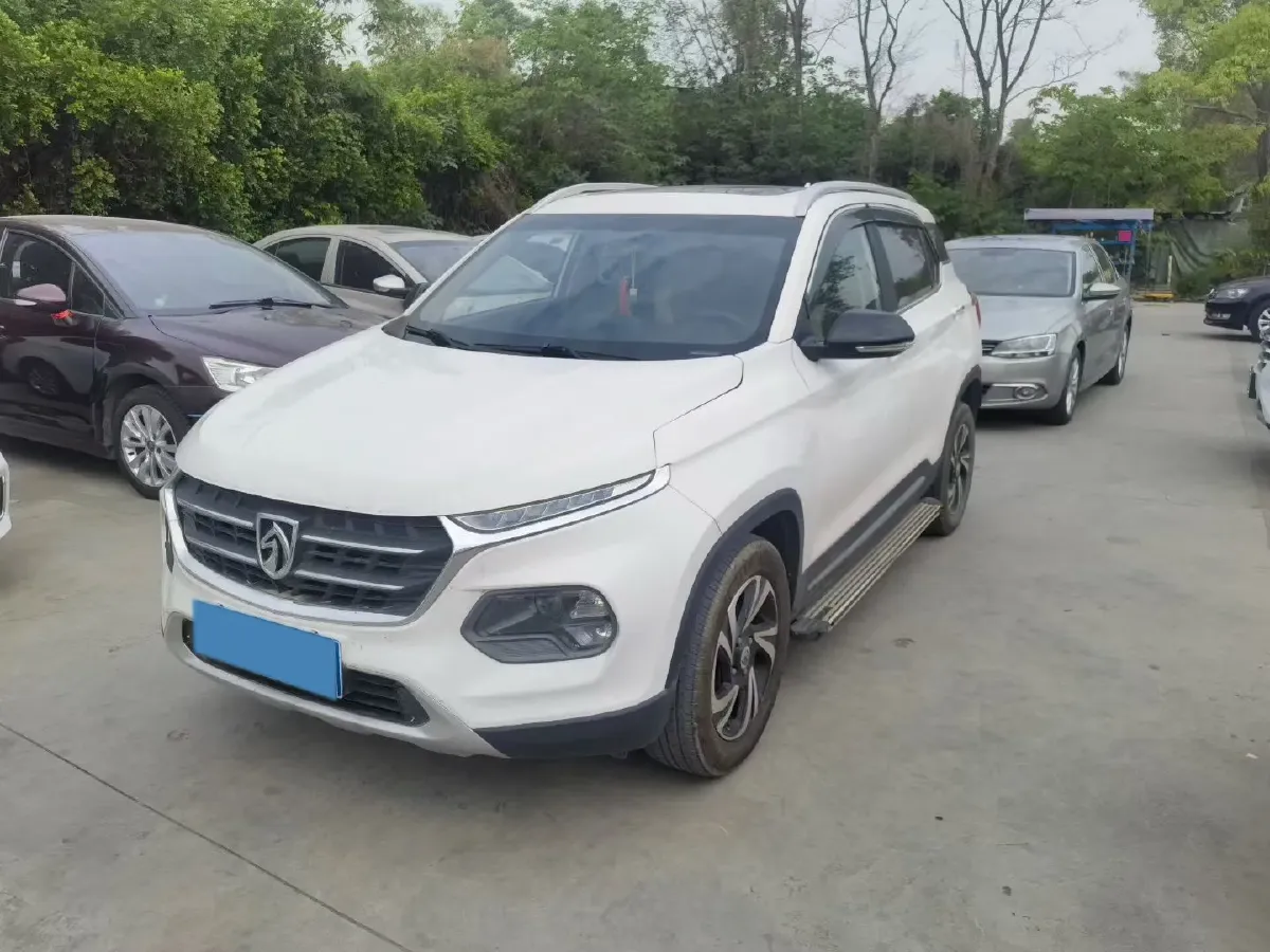 2017 BaoJun 510 1.5L 112HP L4 6MT,autocango,china used car exporter,china ev exporter,chinese used car exporter,chinese used ev exporter