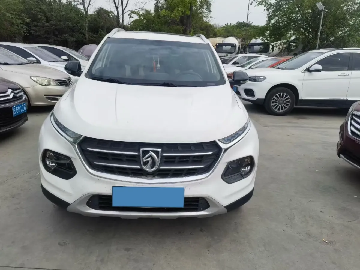 2017 BaoJun 510 1.5L 112HP L4 6MT,autocango,china used car exporter,china ev exporter,chinese used car exporter,chinese used ev exporter