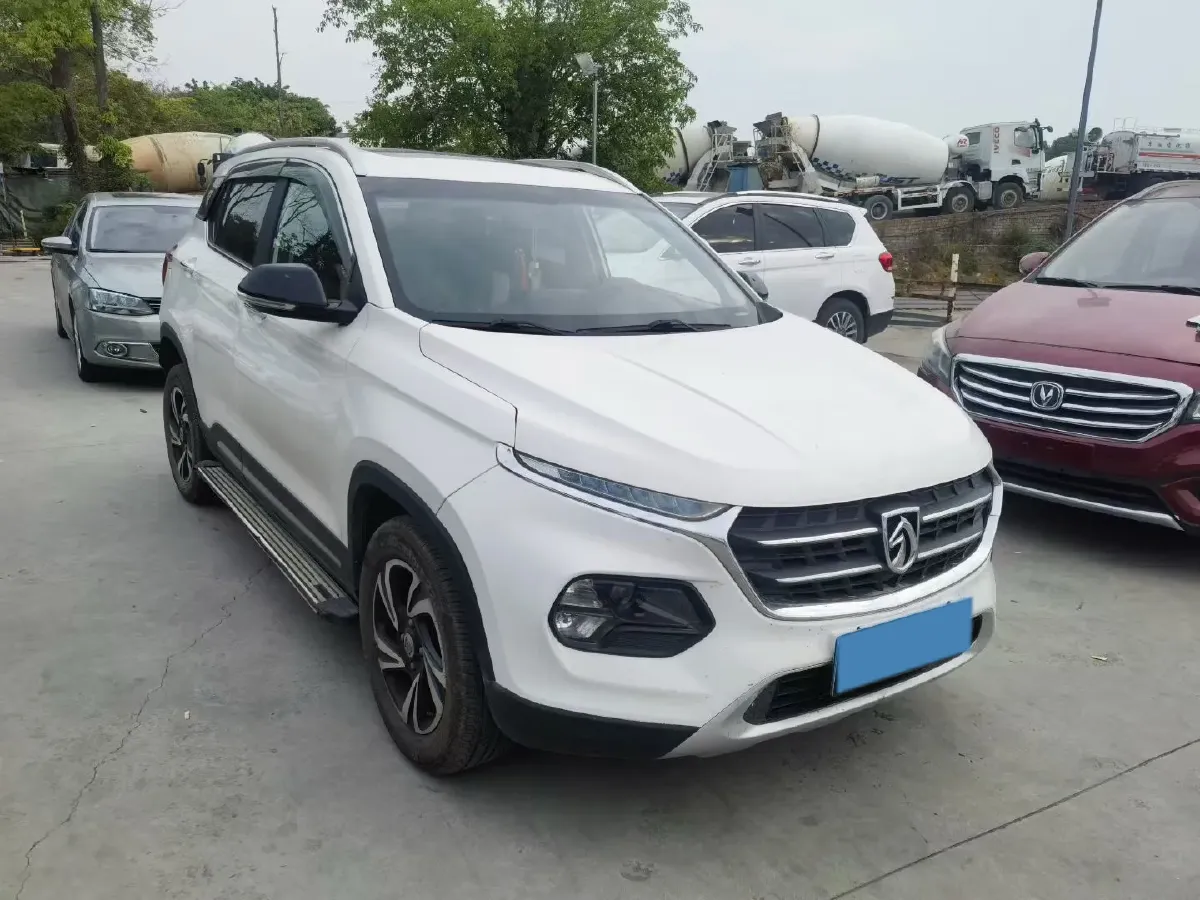 2017 BaoJun 510 1.5L 112HP L4 6MT,autocango,china used car exporter,china ev exporter,chinese used car exporter,chinese used ev exporter