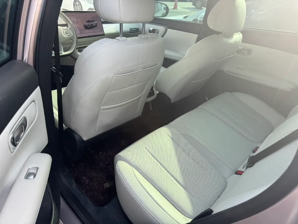 2026 Ruichi Auto EC75 BEV,autocango,china used car exporter,china ev exporter,chinese used car exporter,chinese used ev exporter