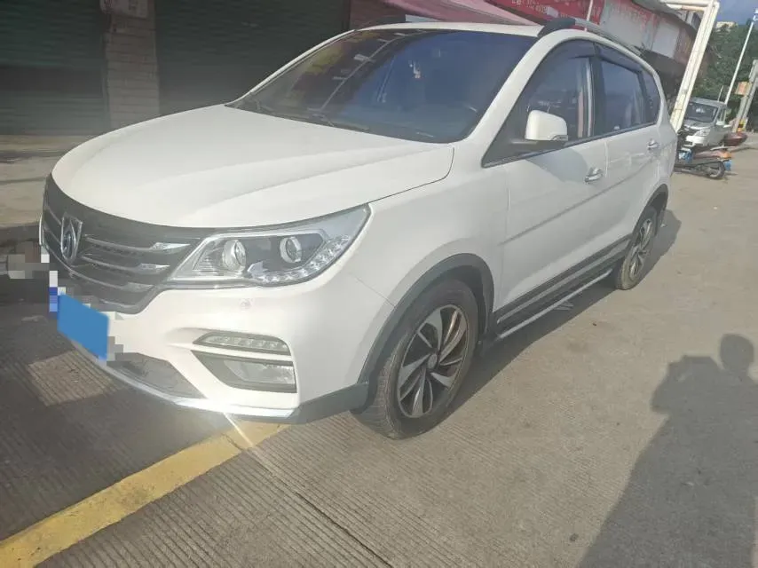 2017 BaoJun 560 1.5T 150HP L4 6DCT,autocango,china used car exporter,china ev exporter,chinese used car exporter,chinese used ev exporter