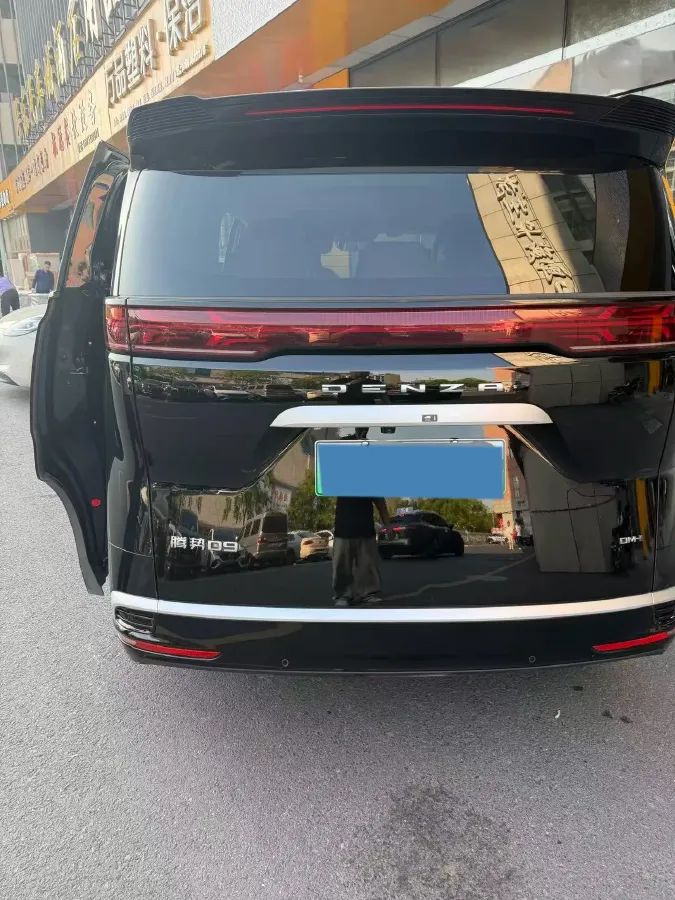 2023 Denza D9 1.5T 139HP L4 E-CVT PHEV 20.39KWH,autocango,china used car exporter,china ev exporter,chinese used car exporter,chinese used ev exporter