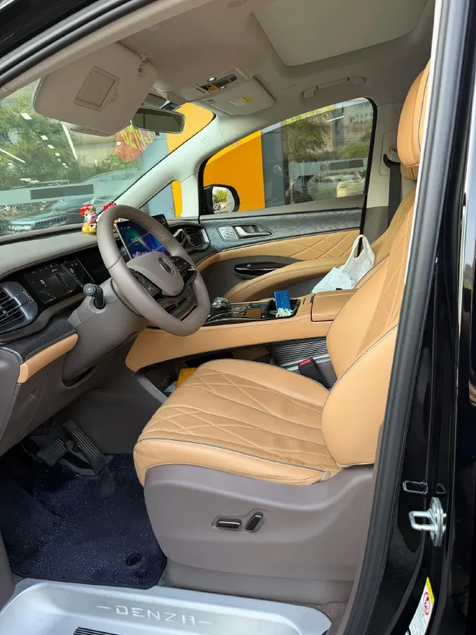 2023 Denza D9 1.5T 139HP L4 E-CVT PHEV 20.39KWH,autocango,china used car exporter,china ev exporter,chinese used car exporter,chinese used ev exporter